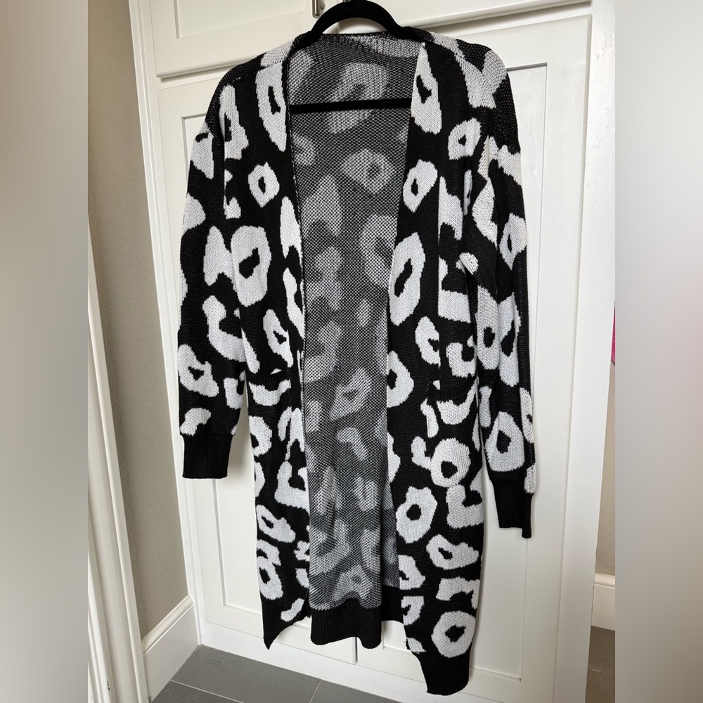 Black and White Leopard Open-Front Women's Sweater Cardigan